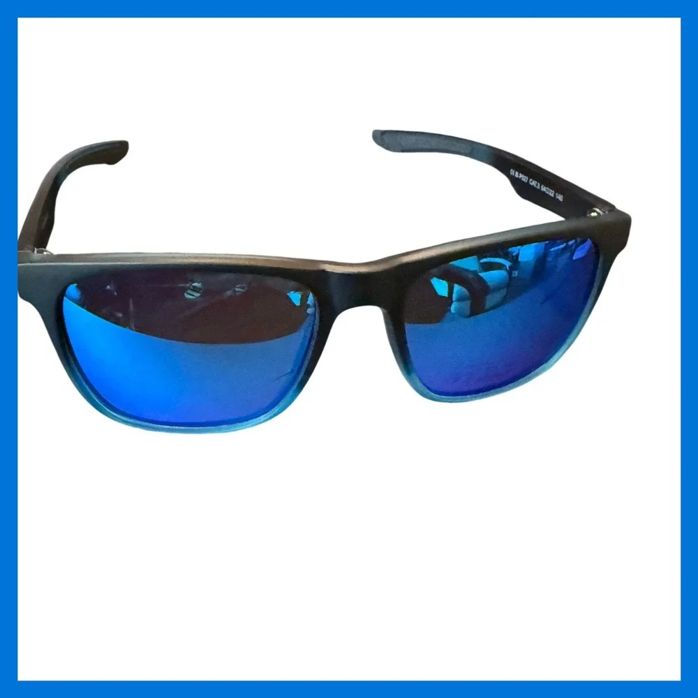 NWOT Matte Black Square Polarized Sunglasses Blue Mirrored Lens UV400 PS27 Case